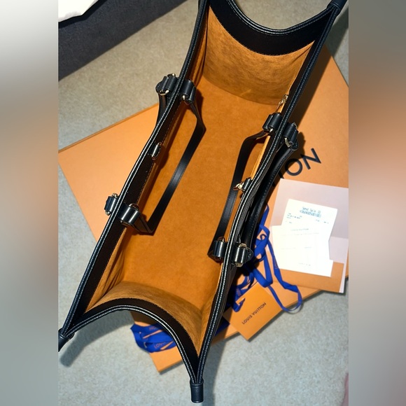 SOLD!!! 🖤 LOUIS VUITTON ON THE GO GM EMPREINTE - black - Picture 6 of 16